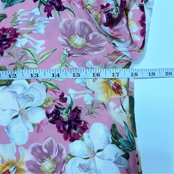 Alice + Olivia Floral-Printed Blouse with Jewel Buttons (size M) - Picture 13 of 13